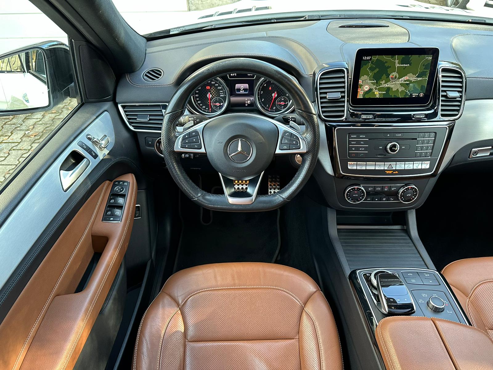 MERCEDES-BENZ GLE 43 AMG Executive 4Matic 9G-Tronic-image-19