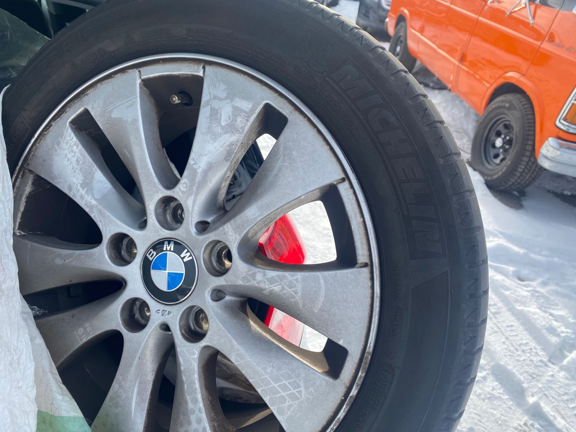 BMW 116i Dynamic Edition-image-11