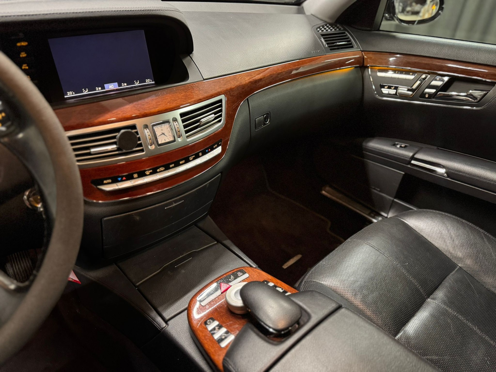 MERCEDES-BENZ S 350 L 7G-Tronic-image-8