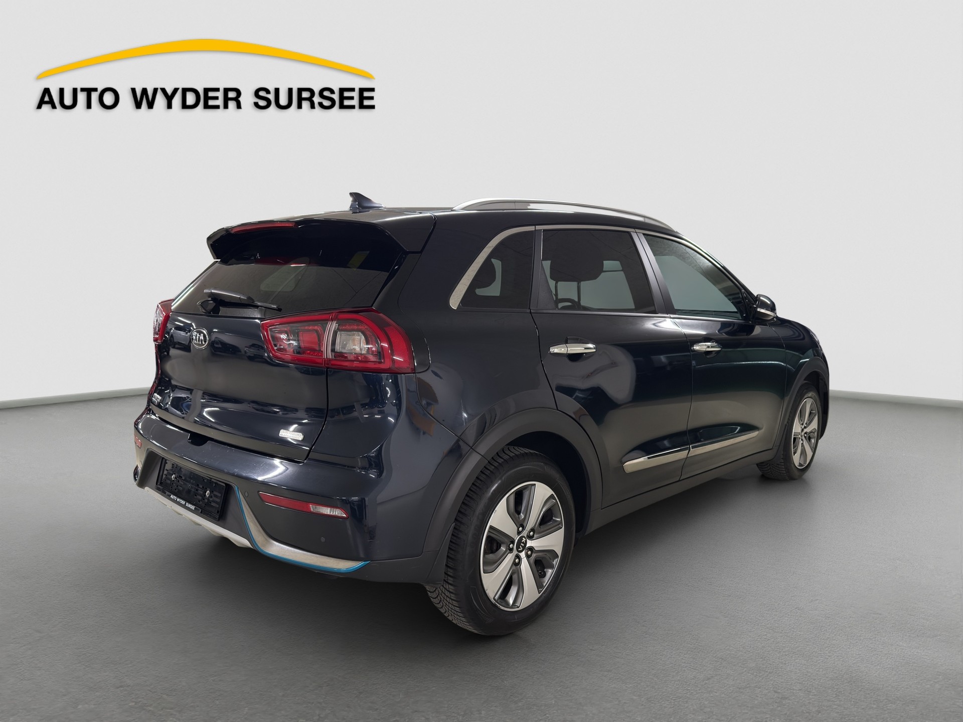 KIA Niro 1.6 GDi Plug-in Hybrid-image-5