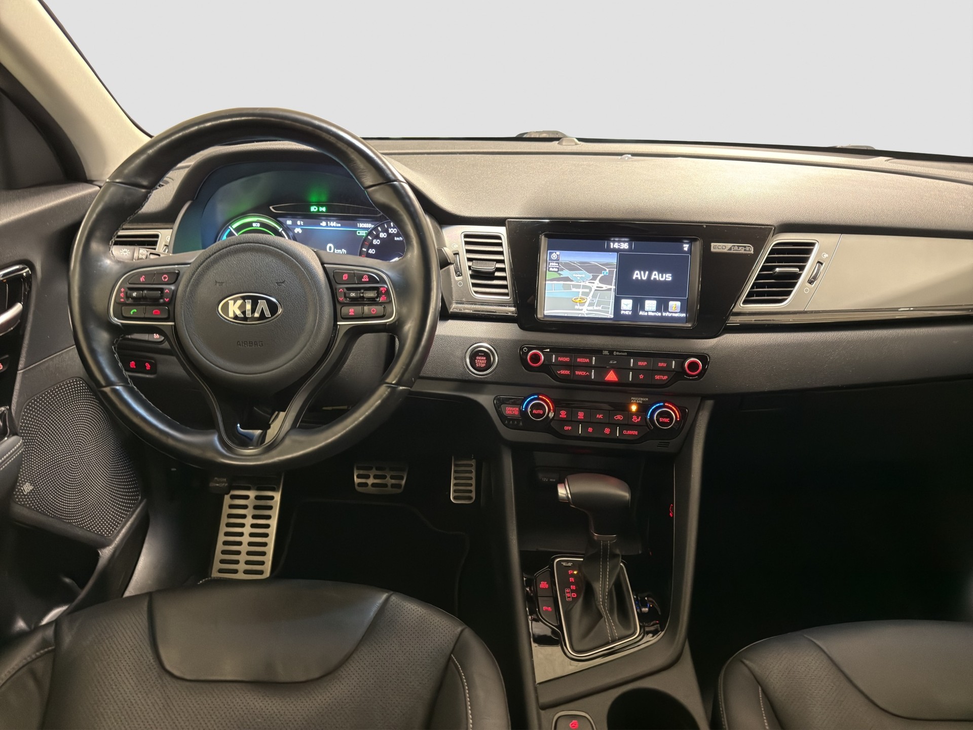 KIA Niro 1.6 GDi Plug-in Hybrid-image-14