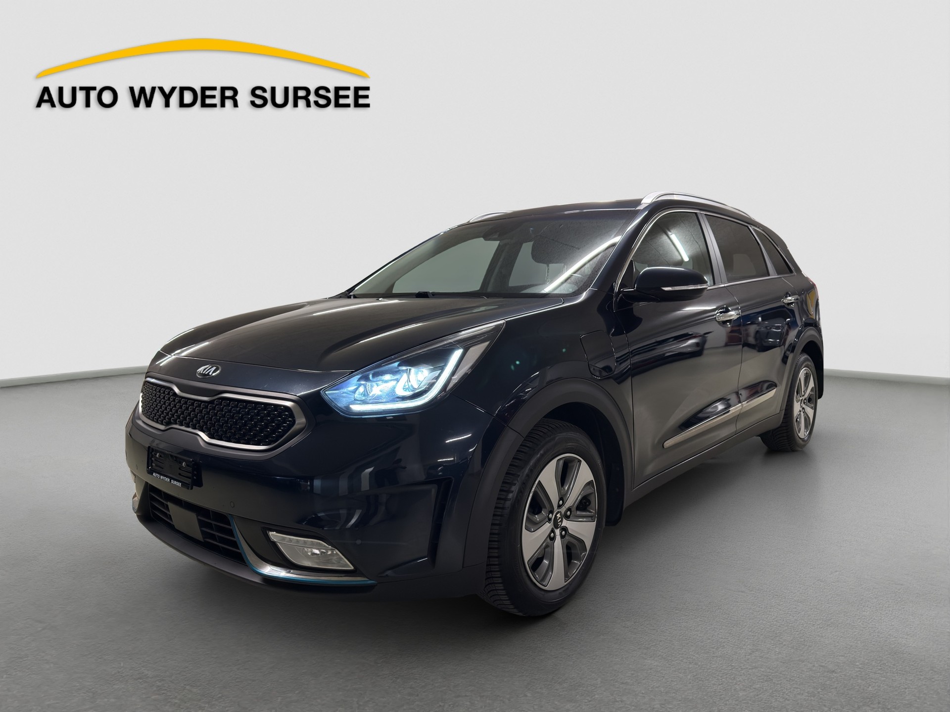 KIA Niro 1.6 GDi Plug-in Hybrid-image-0