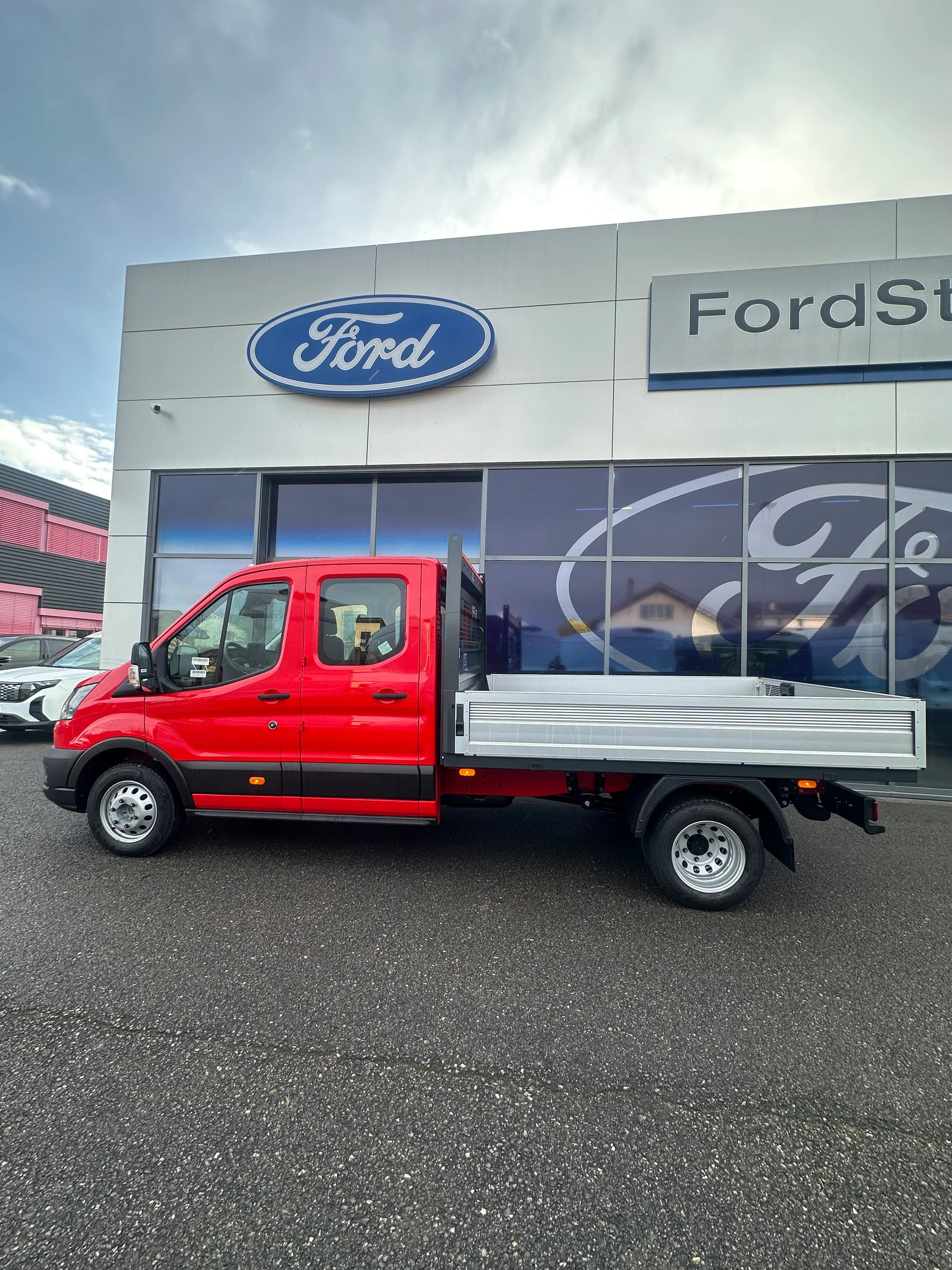 FORD Transit dcab.-ch. 350 L3 2.0 EcoBlue 165 Trend-image-2