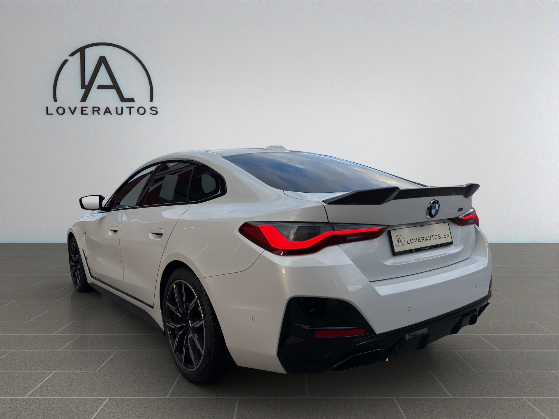 BMW M440i xDrive 48V Gran Coupé Steptronic-image-4