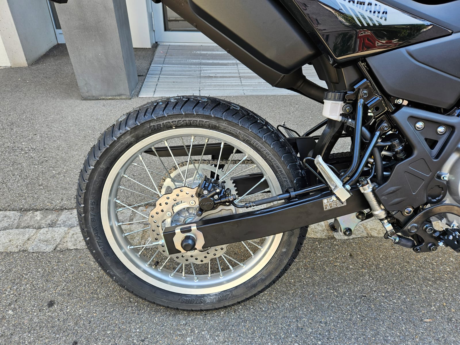 YAMAHA WR 125 R SuperMotard-image-8