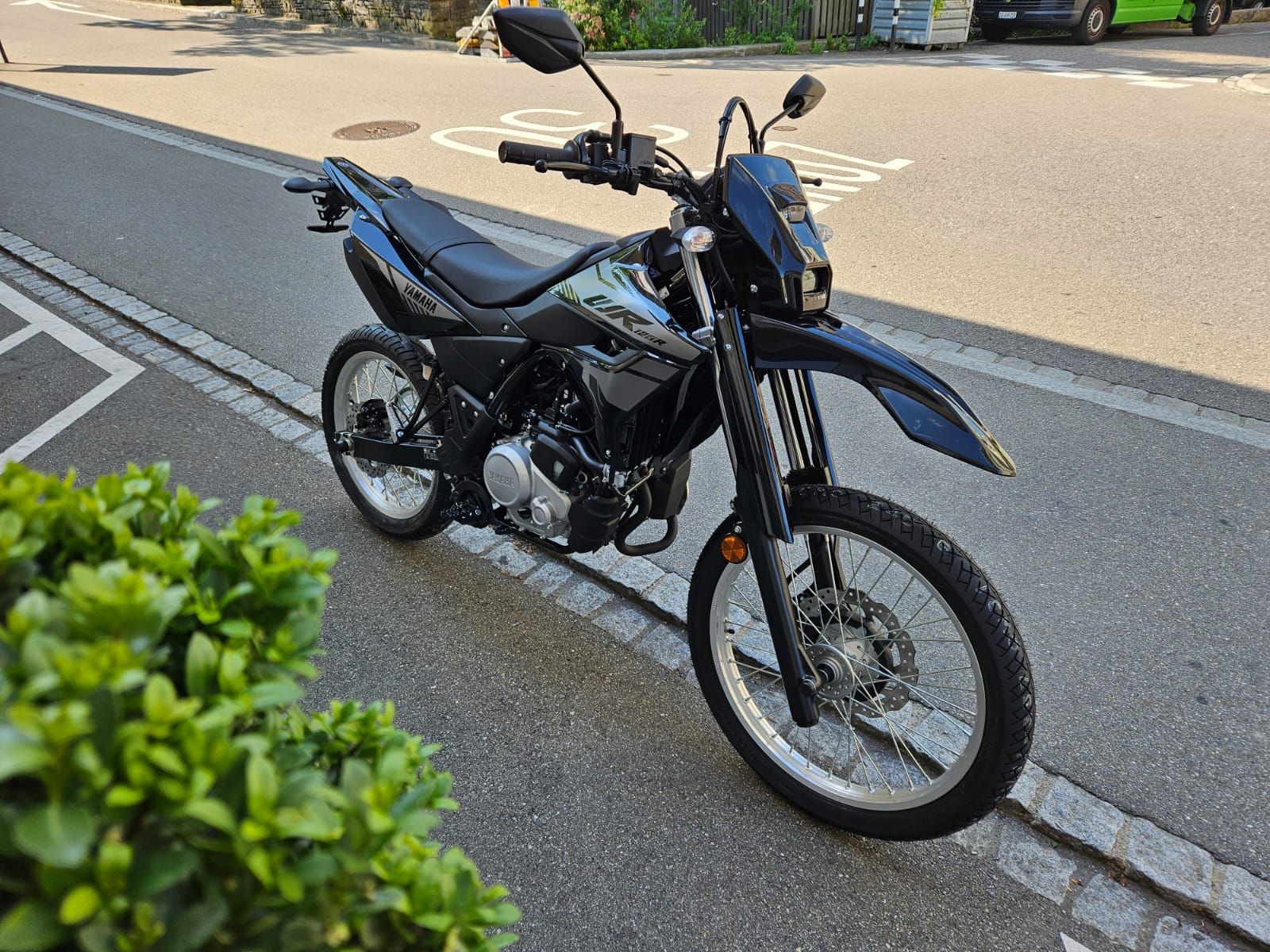 YAMAHA WR 125 R SuperMotard-showroom-element-2