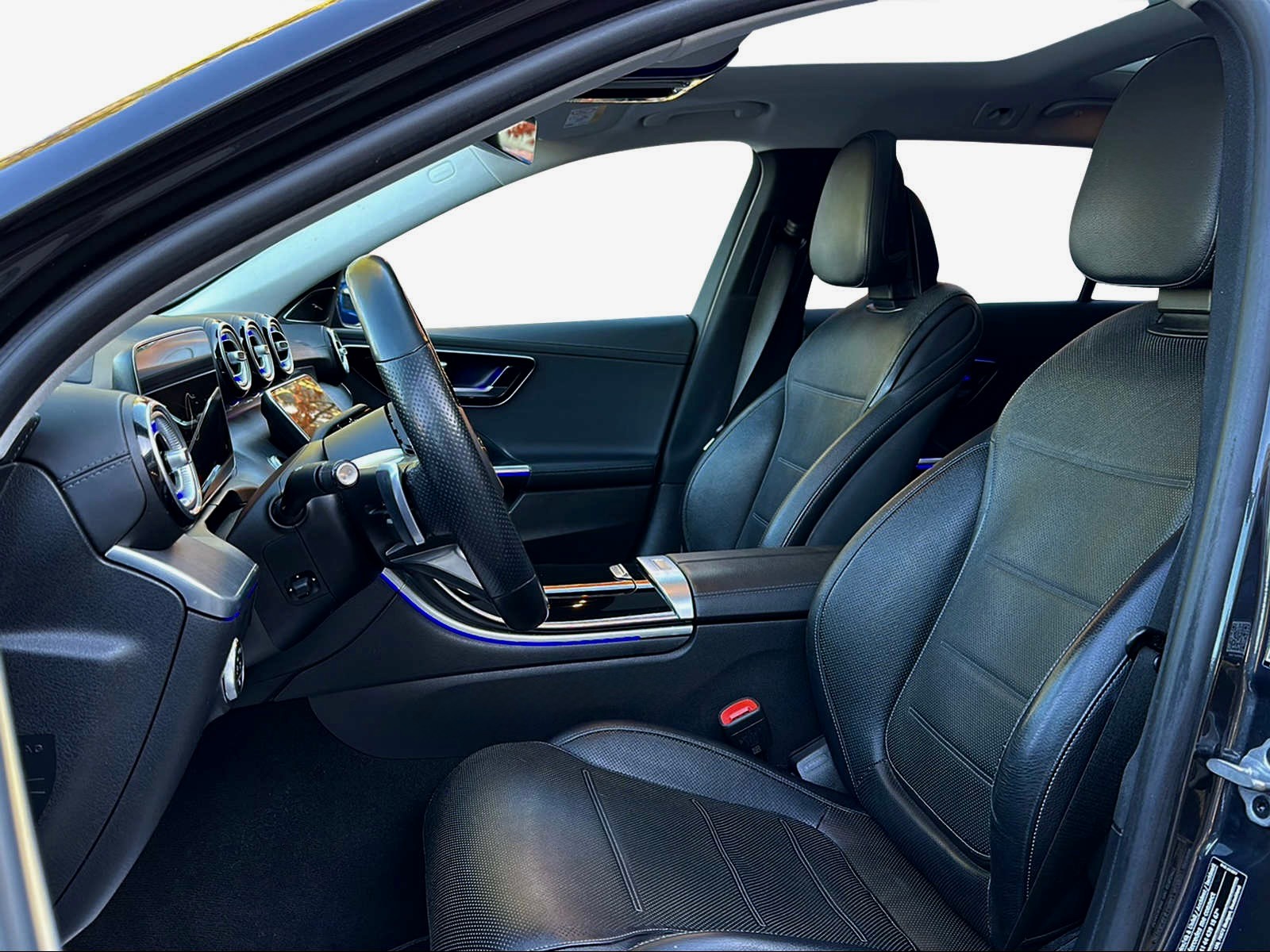 MERCEDES-BENZ C 220 d T AMG Line-image-8