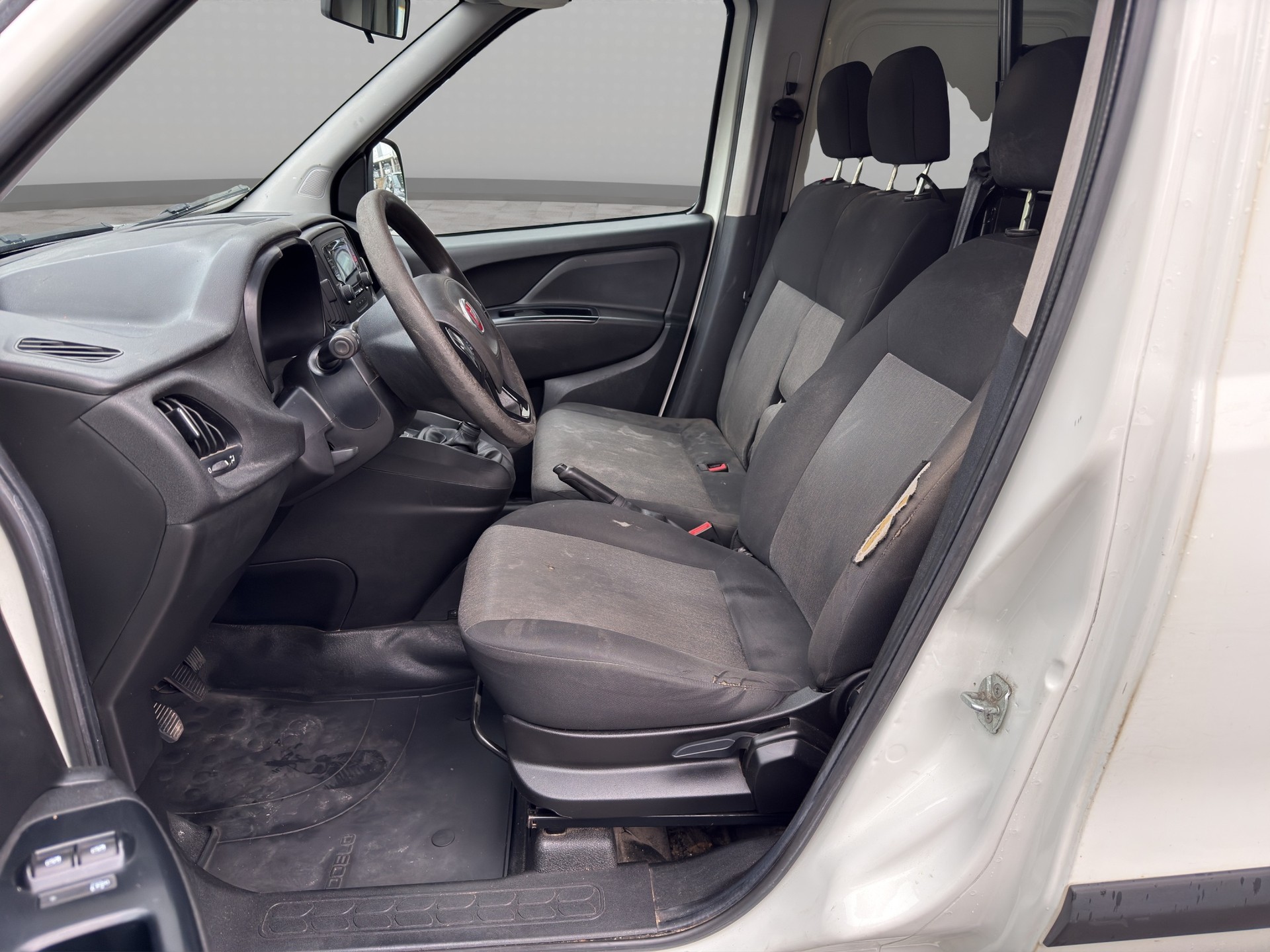 FIAT Doblò 1.4 Natural Power Cargo Swiss-image-8