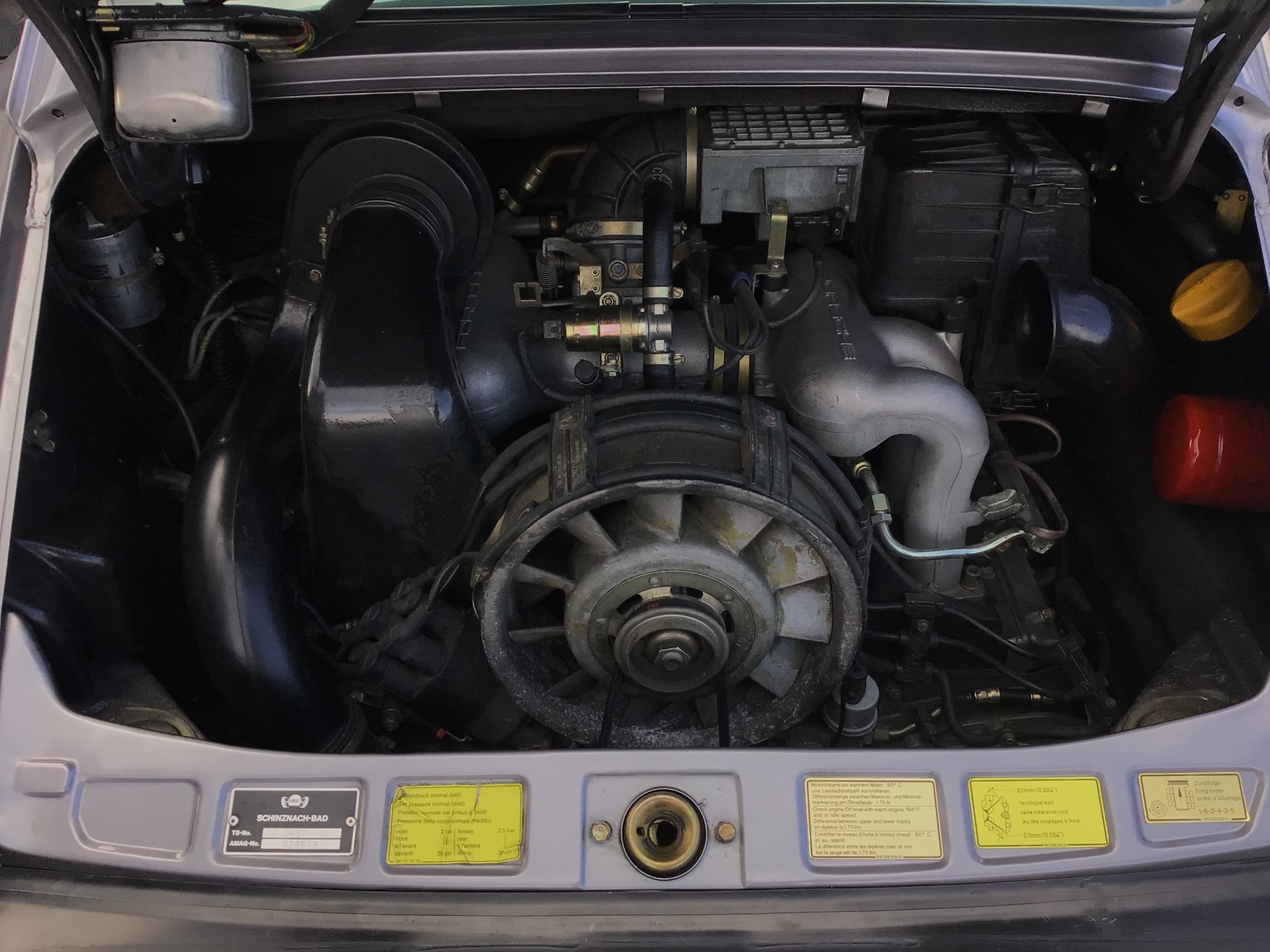 PORSCHE 911 Carrera-image-15