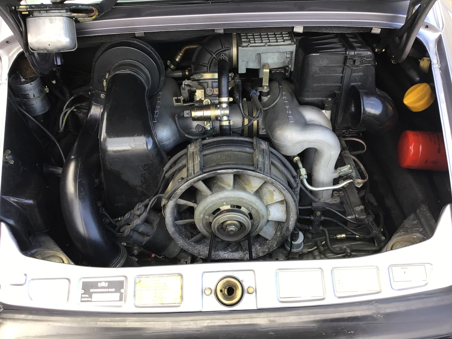 PORSCHE 911 Carrera-image-14