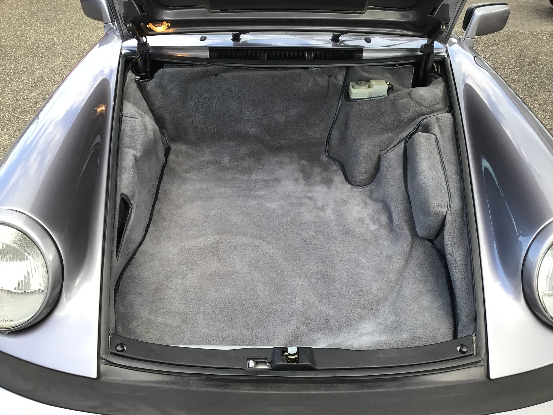 PORSCHE 911 Carrera-image-7