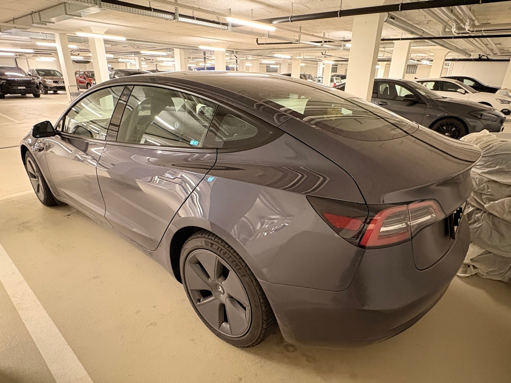 TESLA Model 3 Long Range Dual Motor AWD-image-1