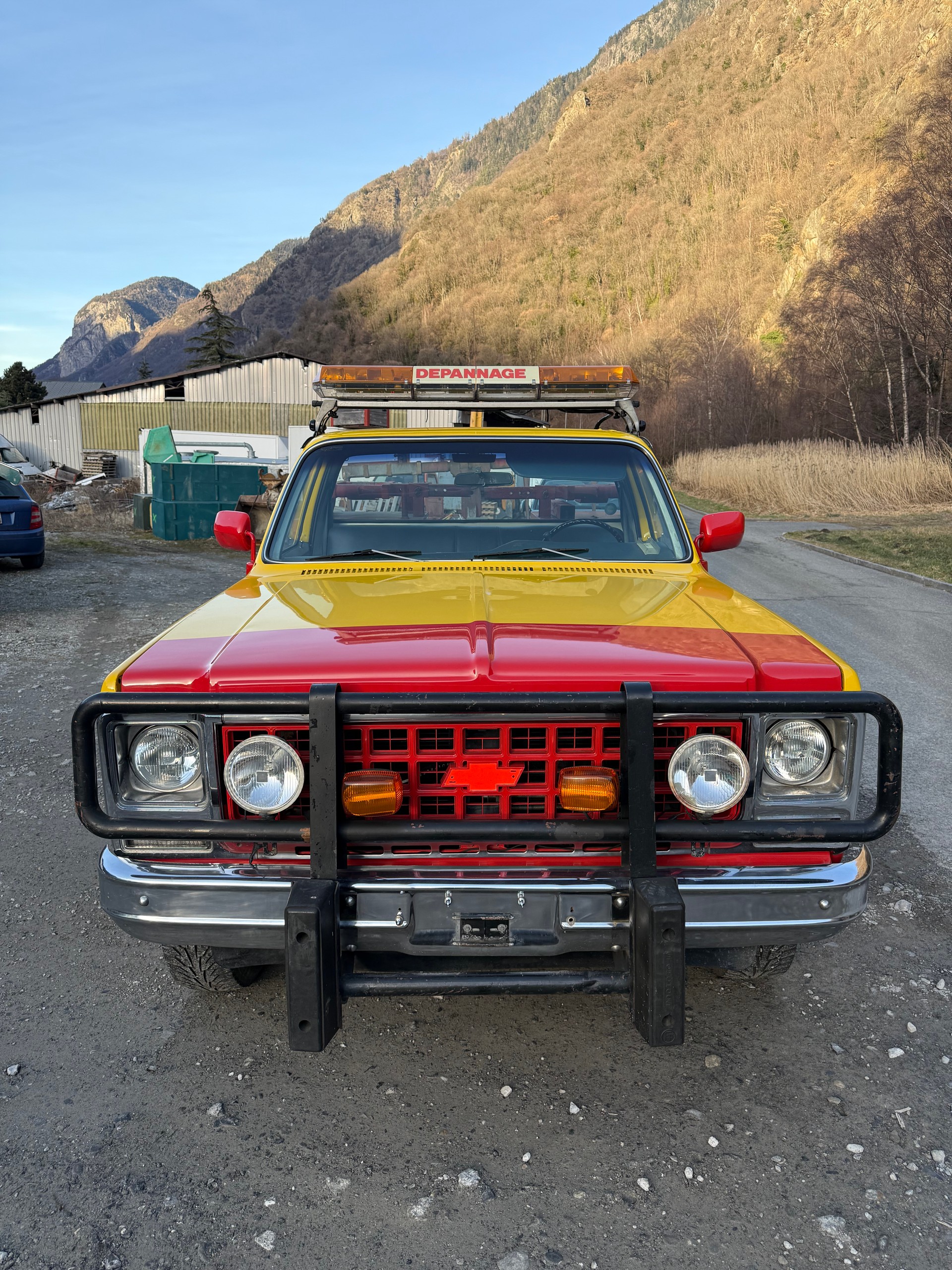 CHEVROLET 20-image-2