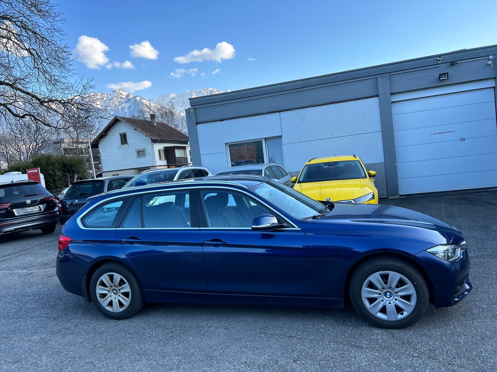 BMW 320d xDrive Touring Steptronic-image-14
