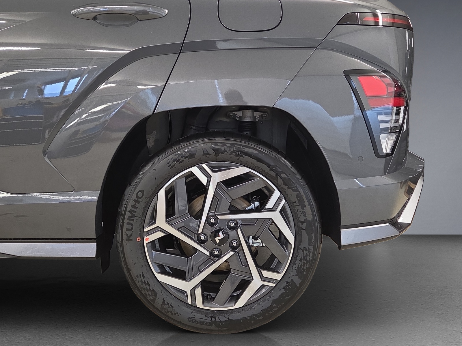 HYUNDAI Kona 1.6 GDi HEV N Line DCT-image-5