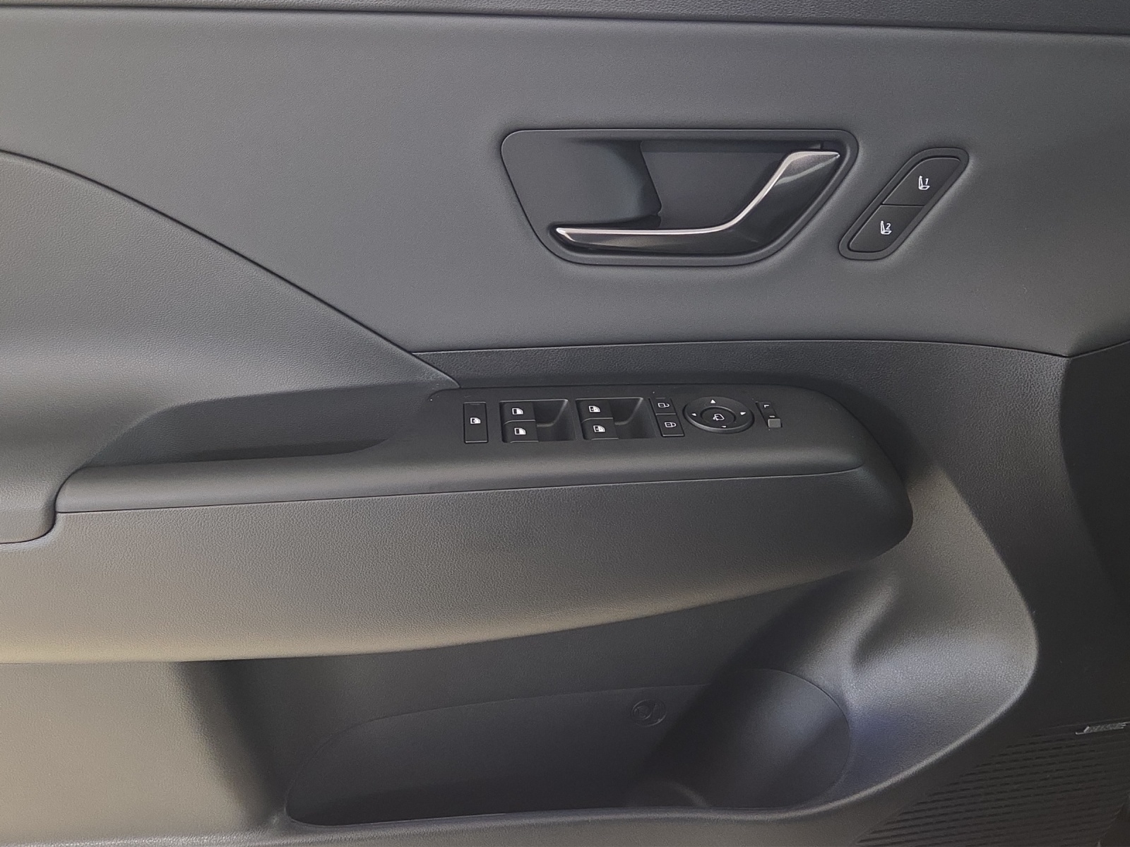 HYUNDAI Kona 1.6 GDi HEV N Line DCT-image-8