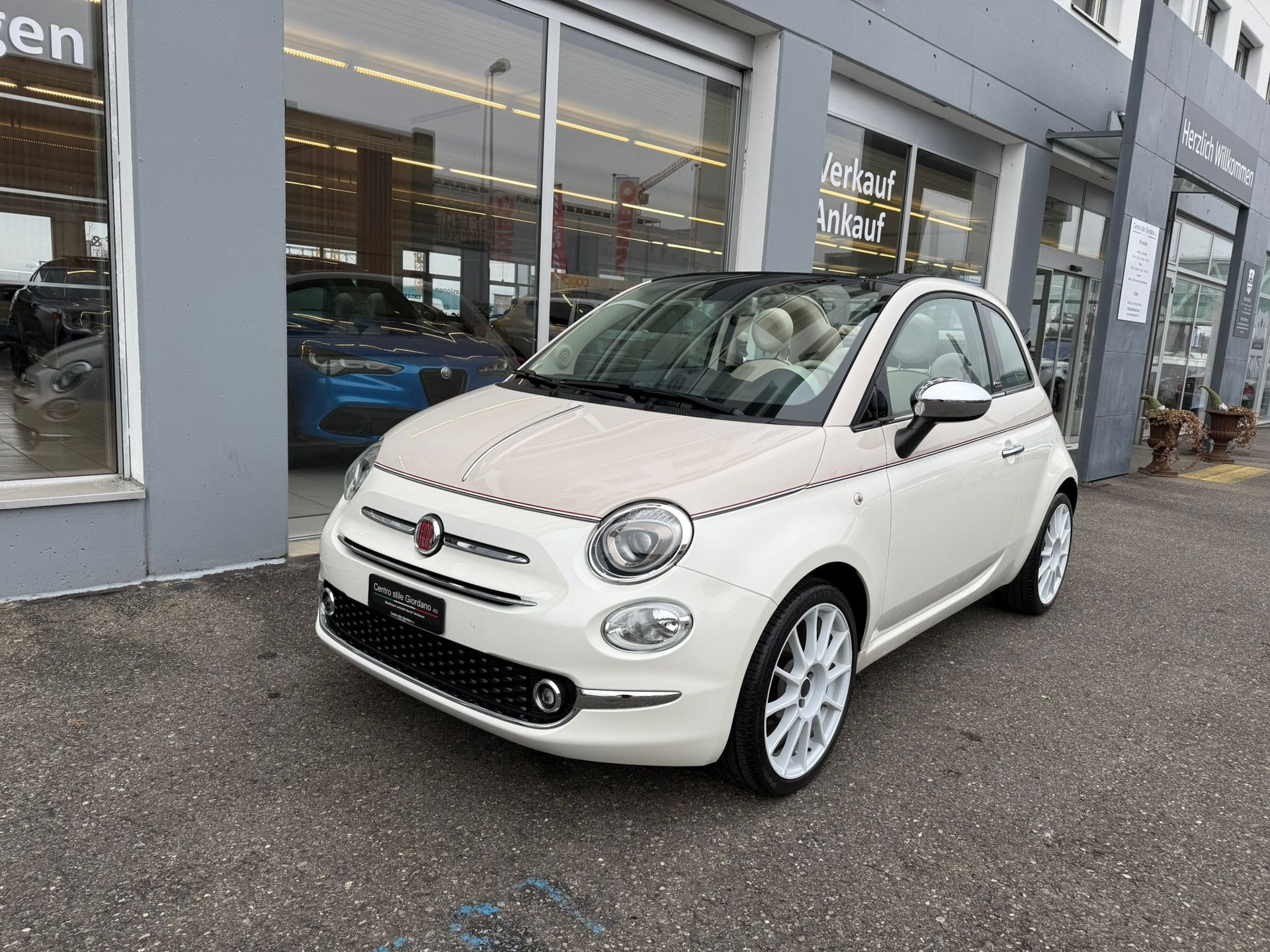 FIAT 500C 0.9 Twinair Lounge 60TH-showroom-element-3