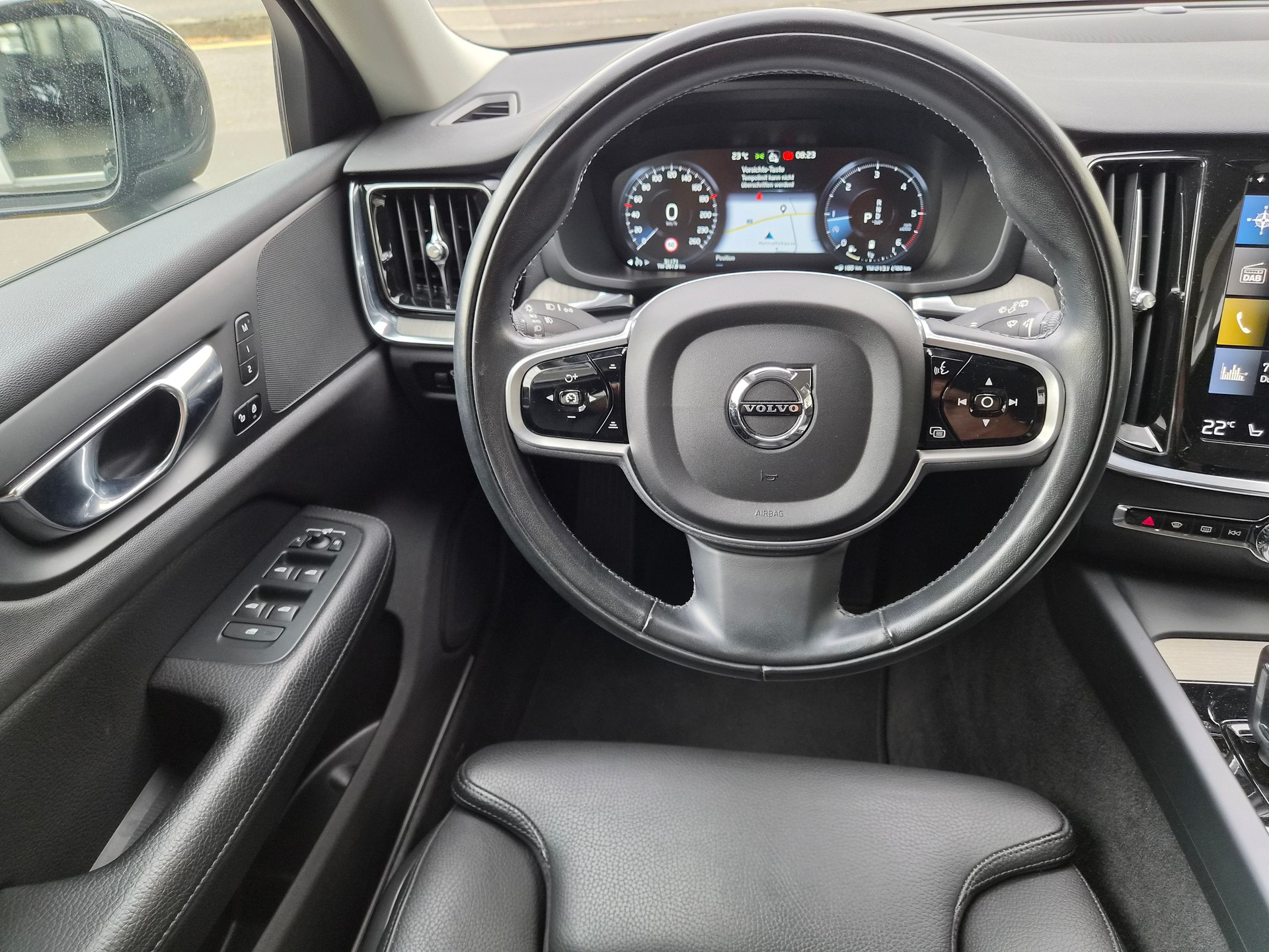 VOLVO V60 Cross Country B4 Diesel Mild Hybrid AWD Geartronic-image-10
