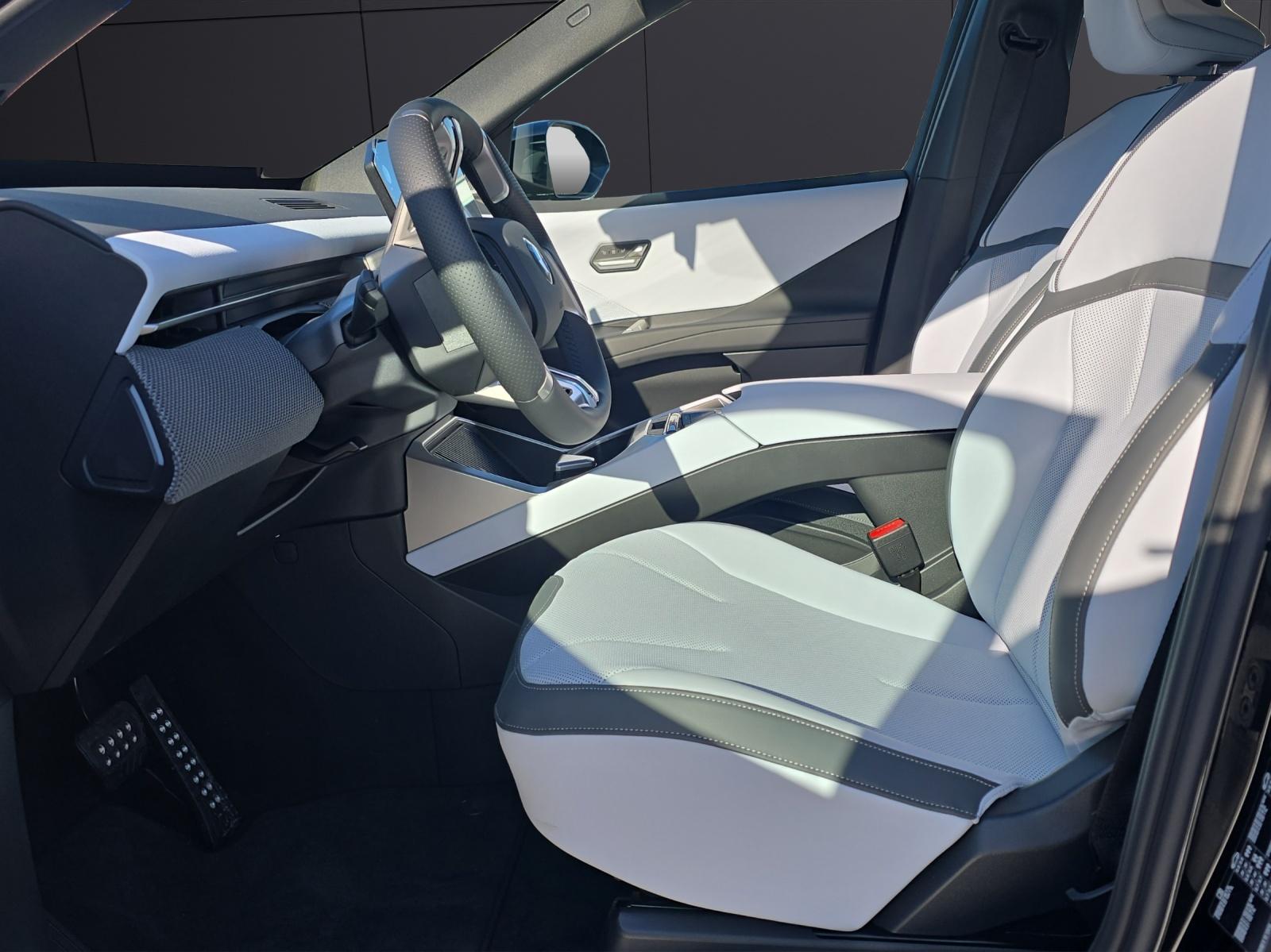 BMW iX3 50 xDrive-image-5