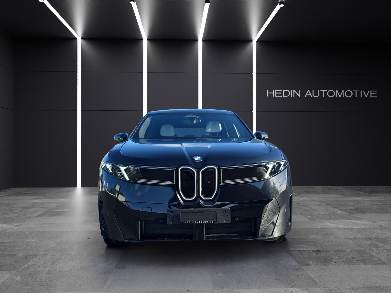 BMW iX3 50 xDrive-image-1