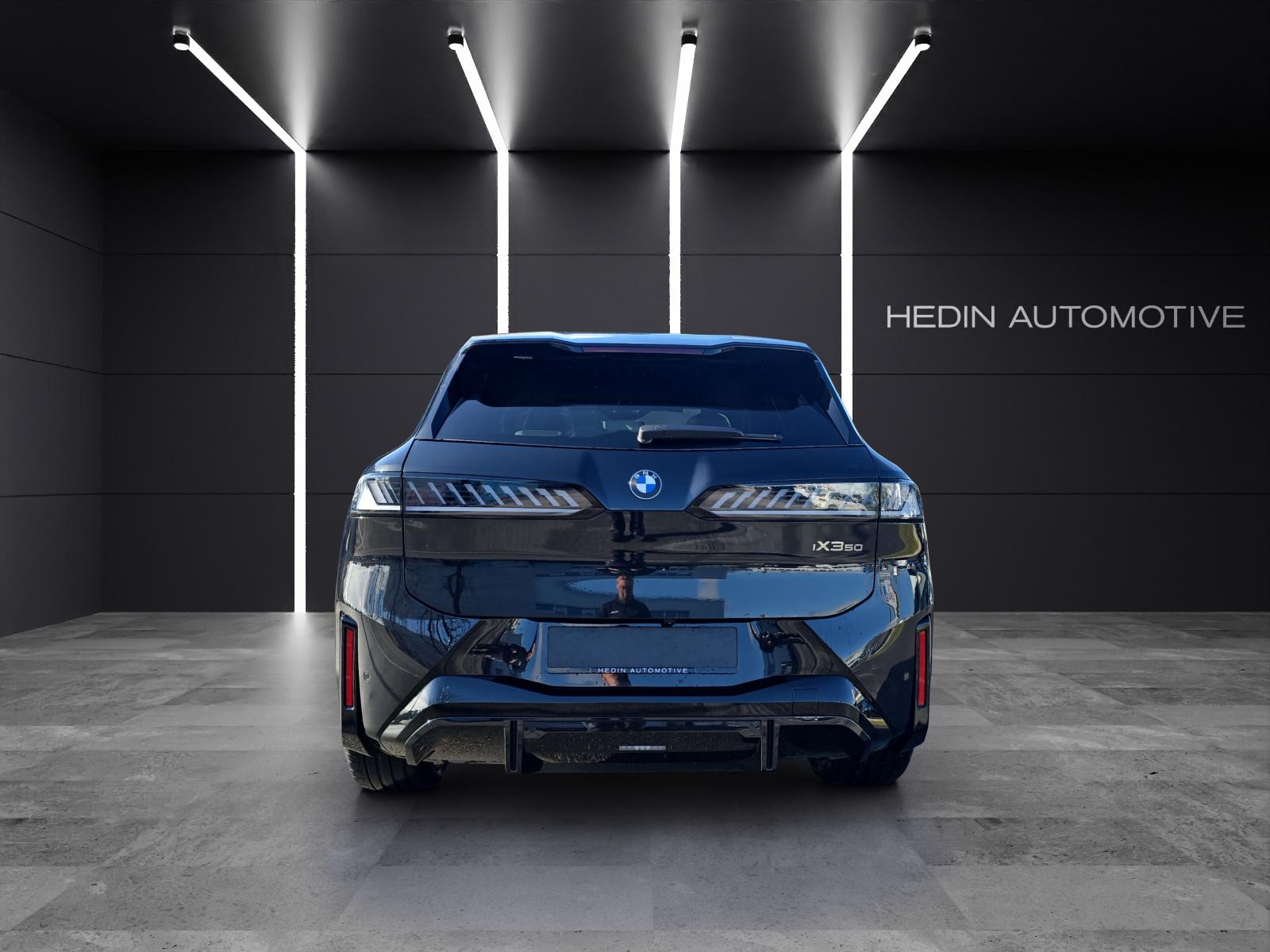 BMW iX3 50 xDrive-image-19