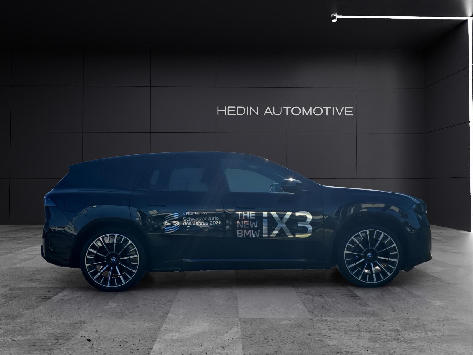 BMW iX3 50 xDrive-image-4
