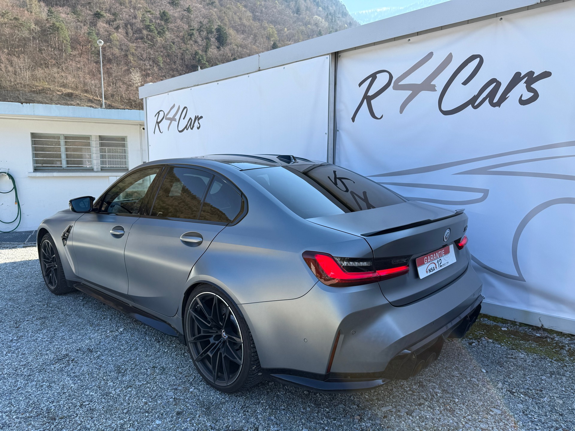 BMW M3 Competition M xDrive-image-9