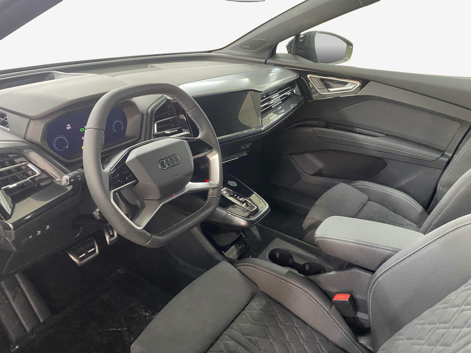 AUDI Q4 e-tron 45 Attraction quattro-image-14