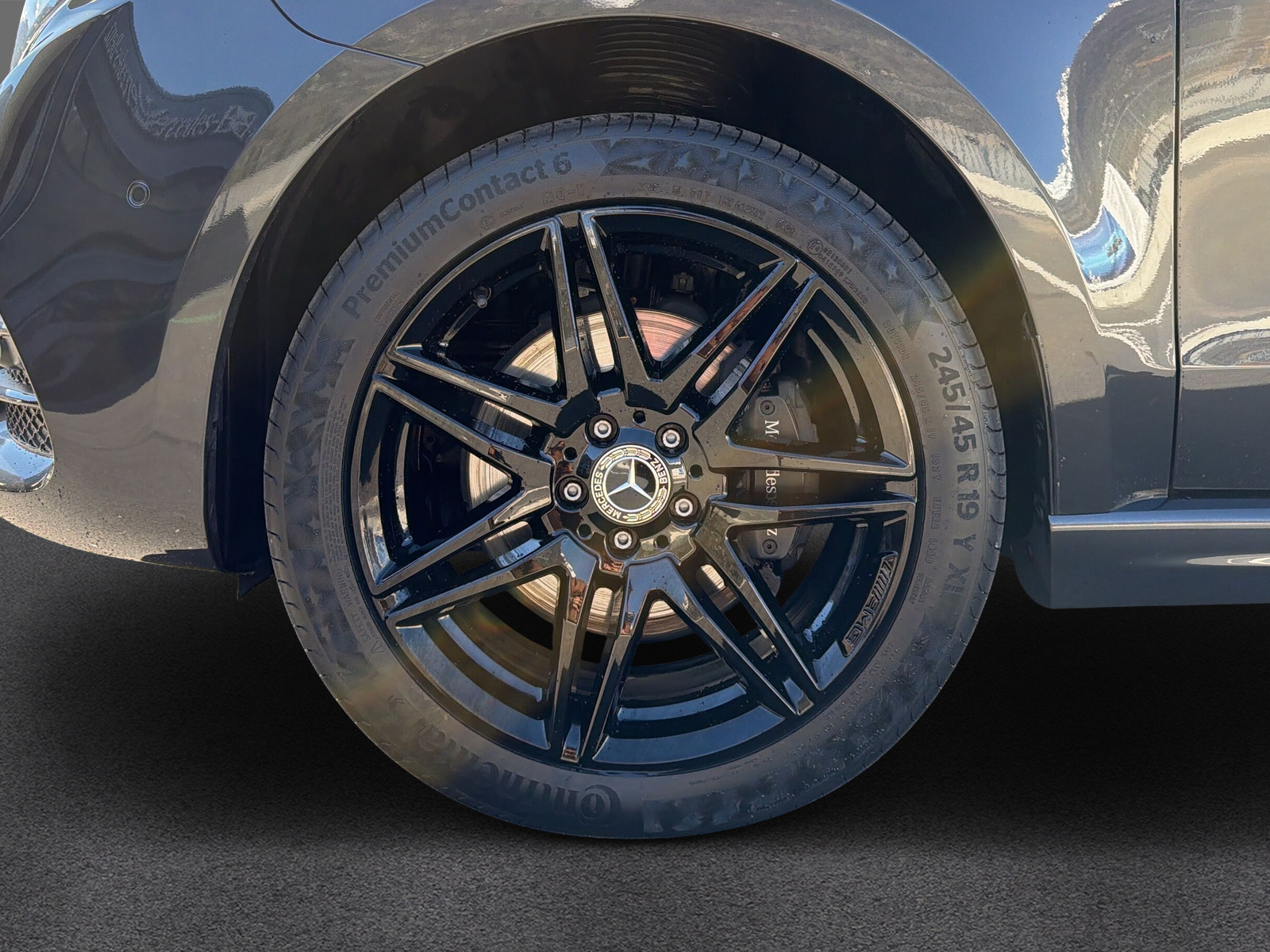 MERCEDES-BENZ V 300 d Swiss Edition AMG-Line L 4M-image-20