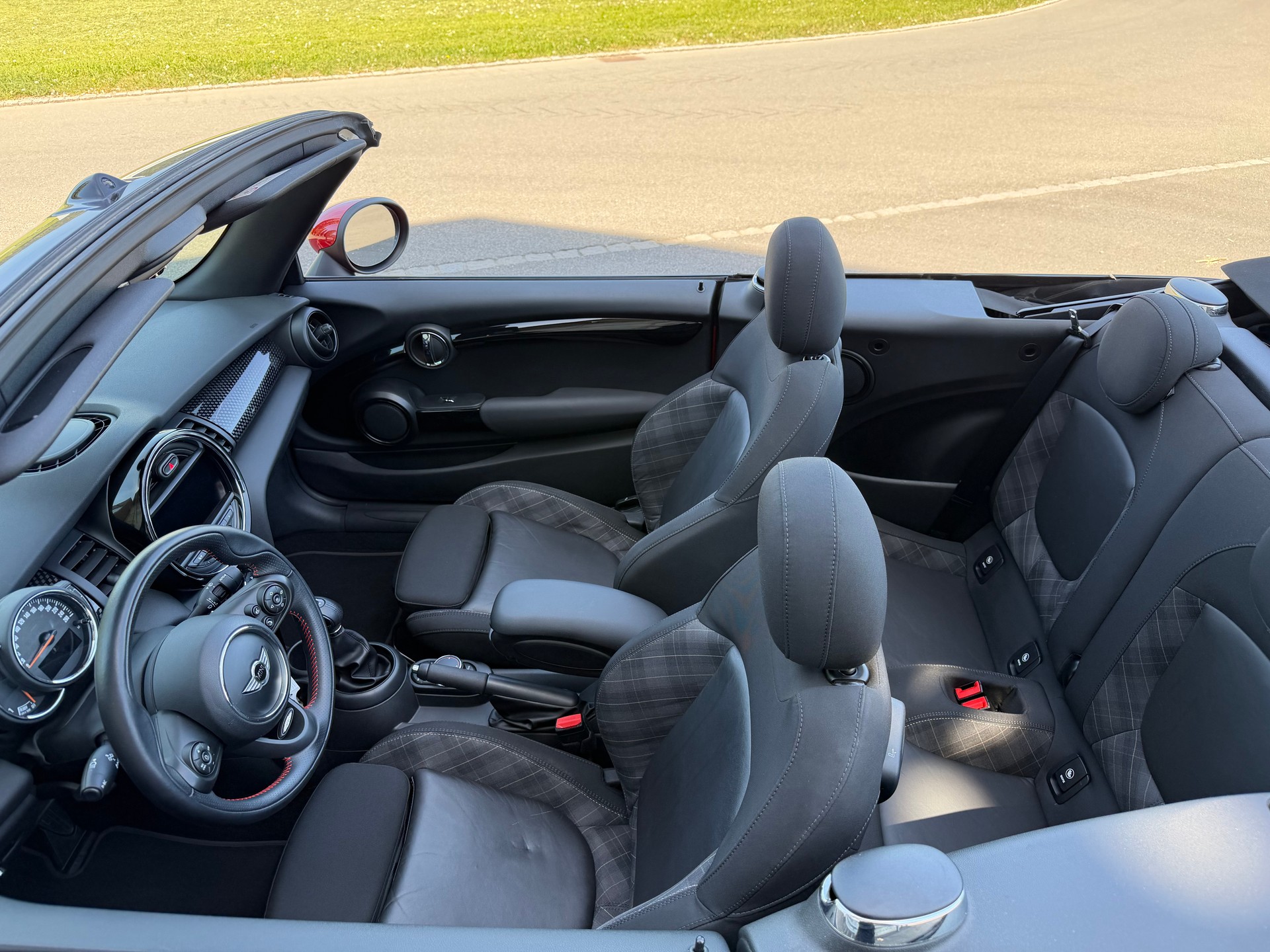 MINI Cooper S Cabriolet Steptronic-image-8