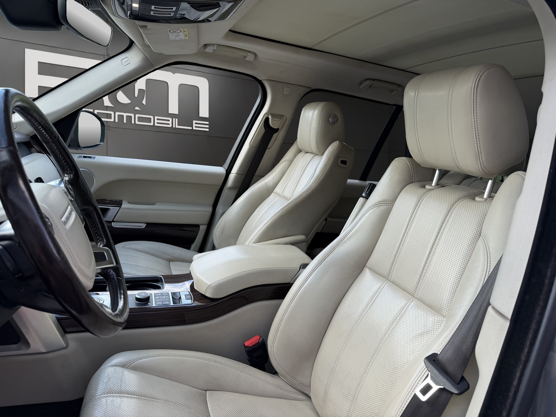 LAND ROVER Range Rover 3.0 TDV6 Vogue Automatic-image-8