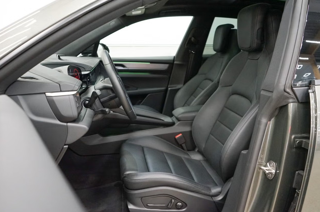 PORSCHE Macan 4 100kWh-image-11