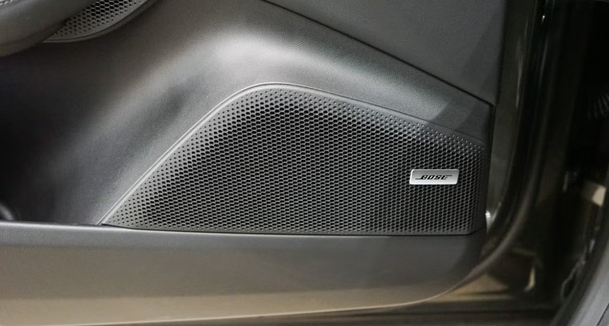PORSCHE Macan 4 100kWh-image-17
