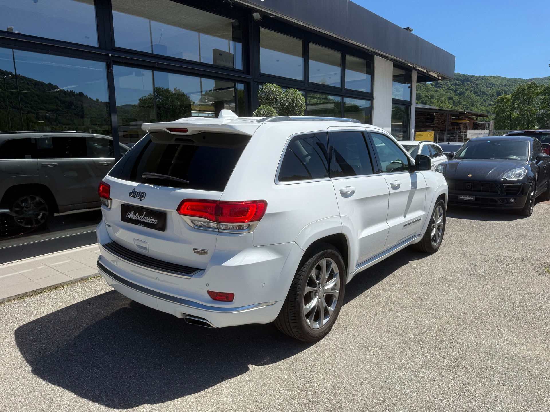JEEP Grand Cherokee 3.0 CRD Summit Automatic-image-7