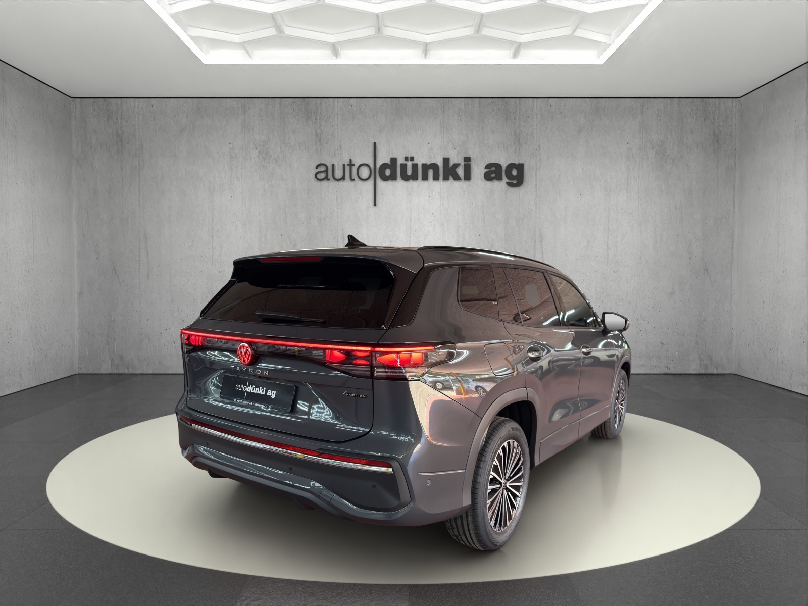 VW Tayron 2.0 TSI Elegance DSG 4Motion-image-3
