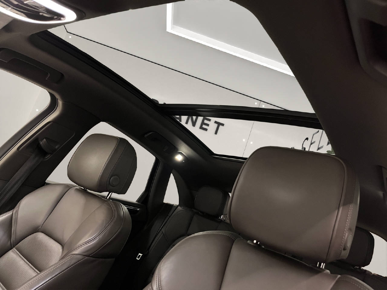 PORSCHE Macan 3.0 V6 S Diesel-image-12