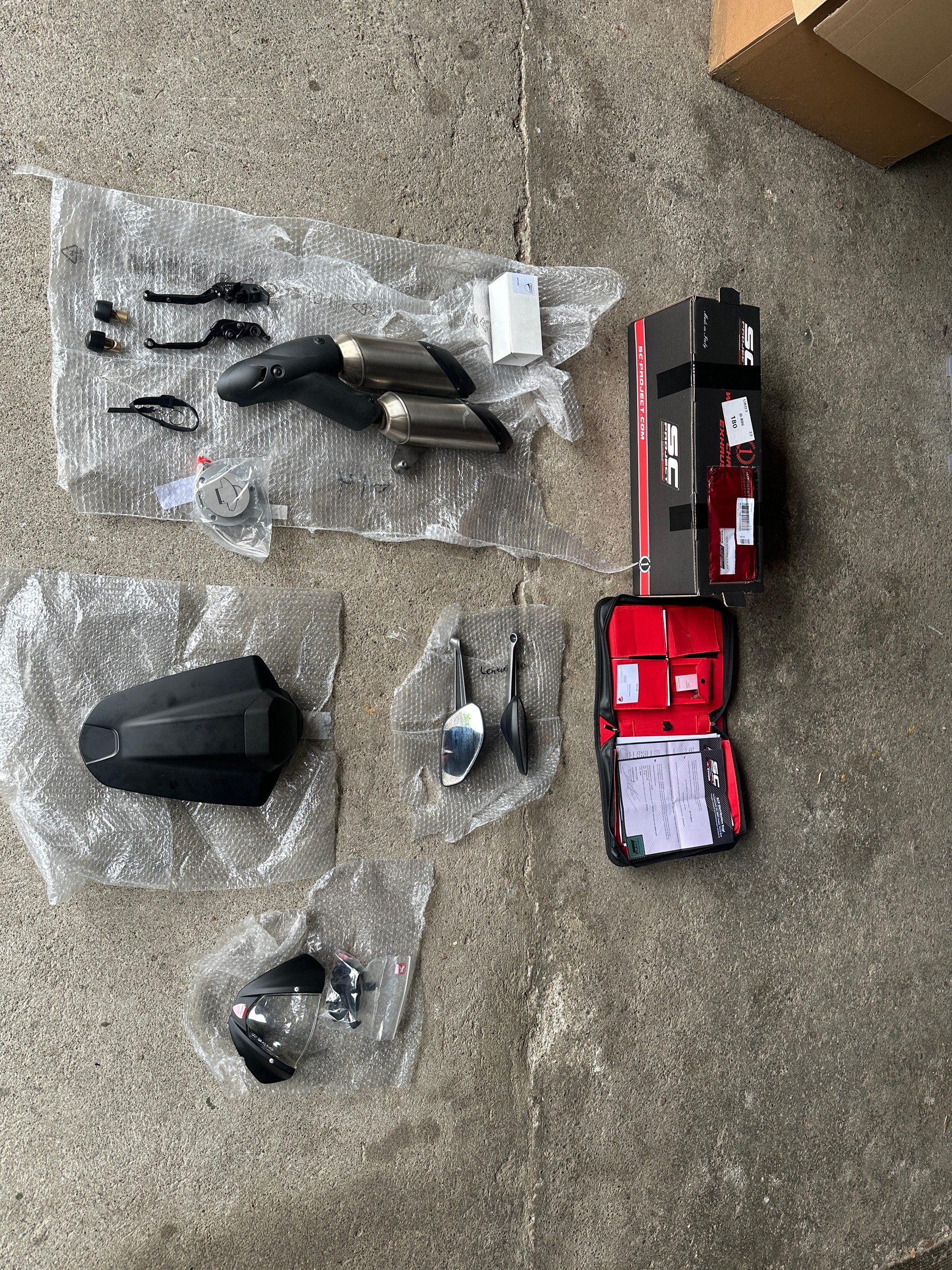 DUCATI Monster + (Drosselbar) Motor 7000Km alt-image-8