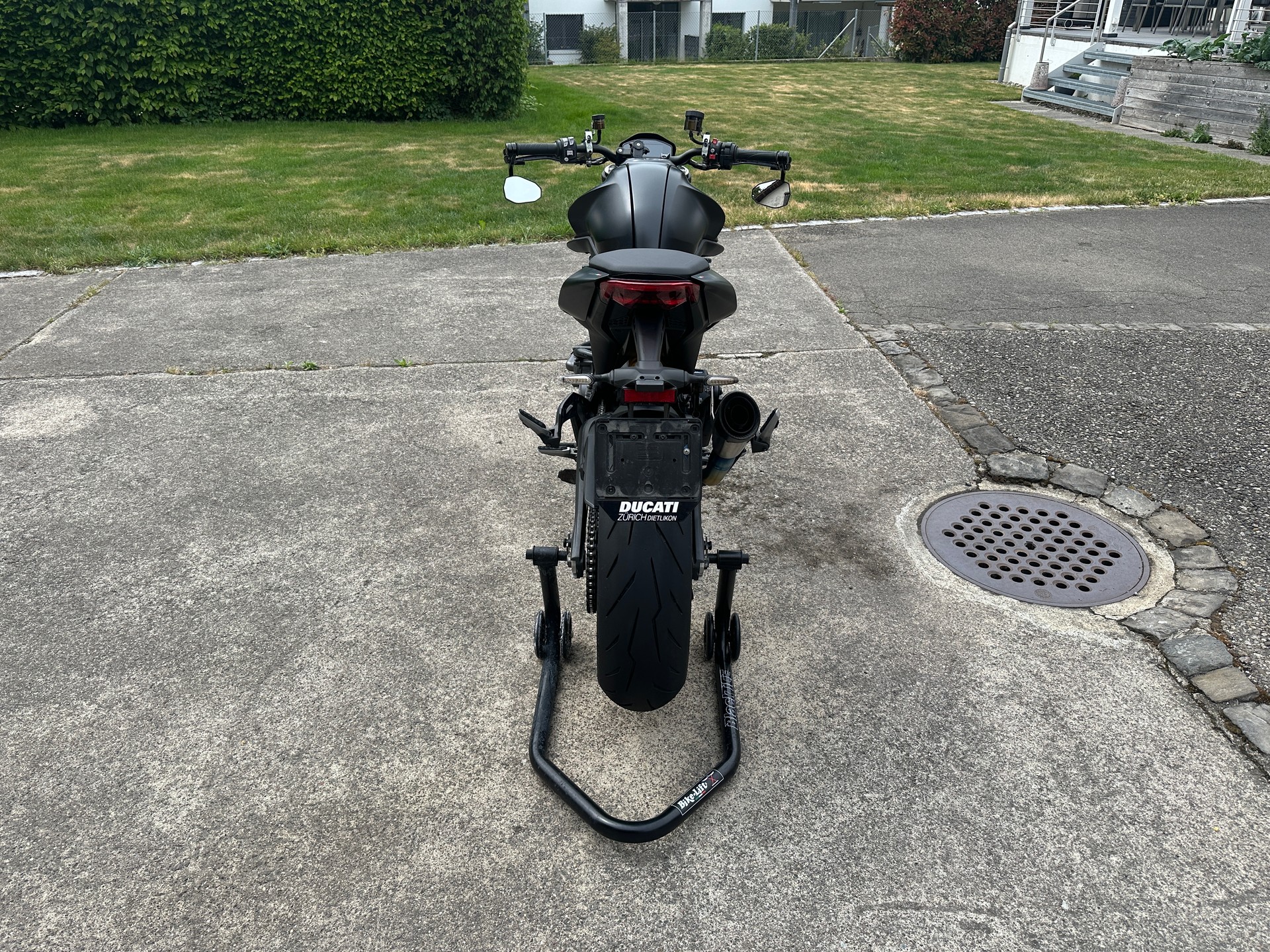 DUCATI Monster + (Drosselbar) Motor 7000Km alt-image-3
