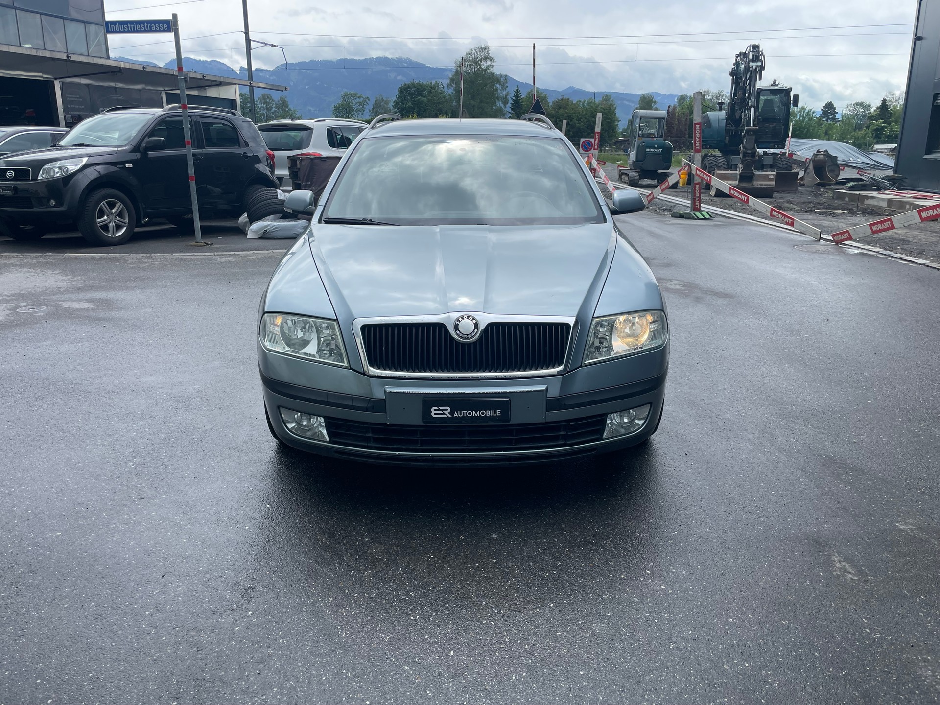 SKODA Octavia 2.0 FSI Adventure 4x4-image-2