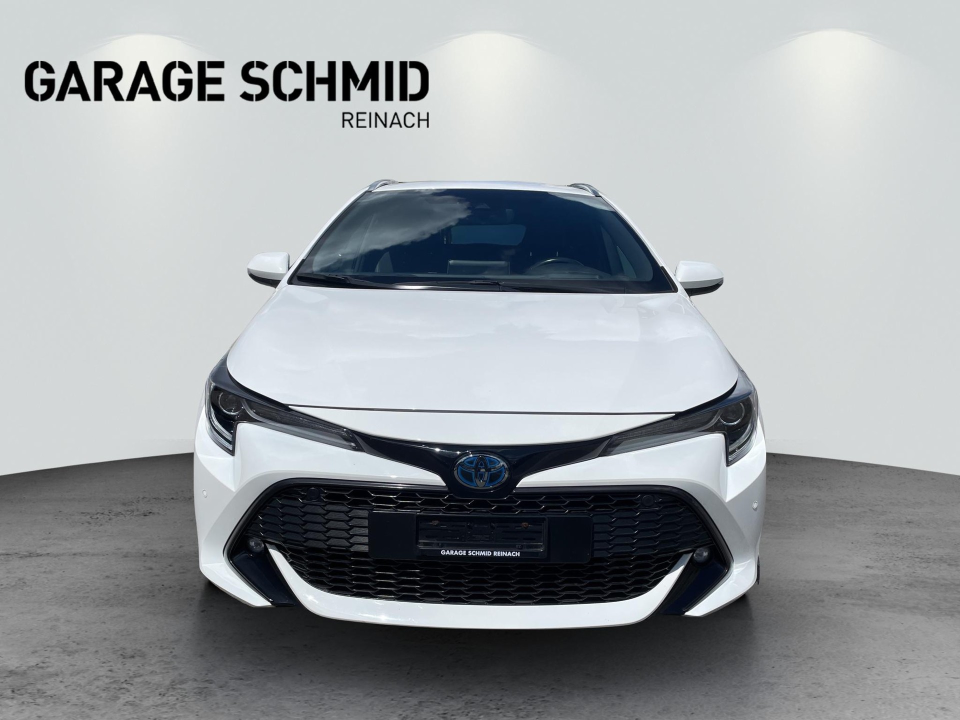 TOYOTA Corolla Touring Sports 1.8 HSD Trend-image-1
