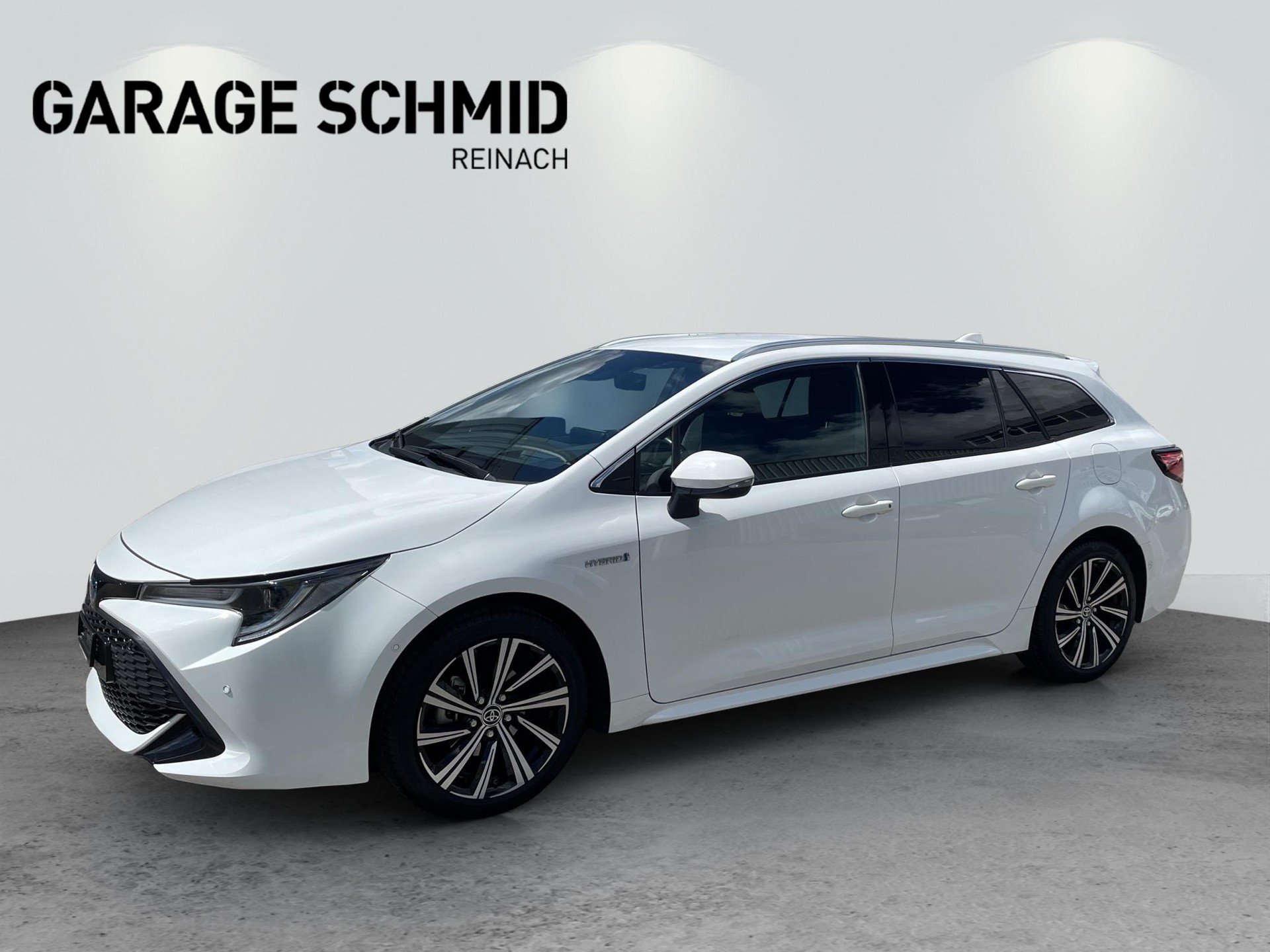 TOYOTA Corolla Touring Sports 1.8 HSD Trend-image-2