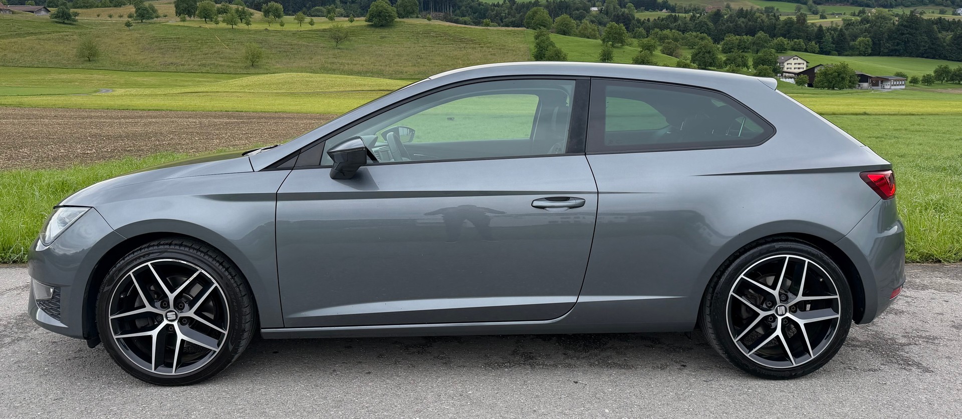SEAT Leon SC 1.8 TSI FR DSG-image-2