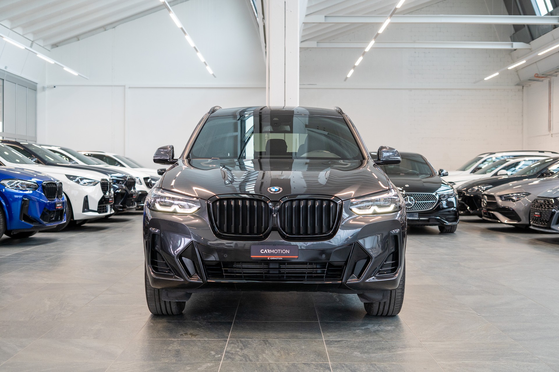 BMW X3 30i xDrive SAG M Sport / CH-Fahrzeug / 360° Kamera / Navi-image-1