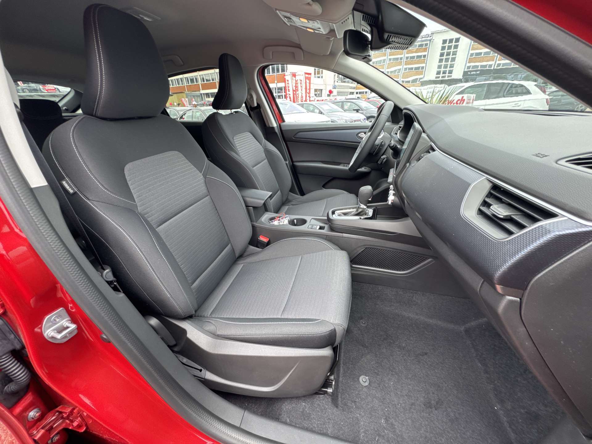 RENAULT Arkana 1.3 TCe MHEV Evolution EDC-Automat-image-11