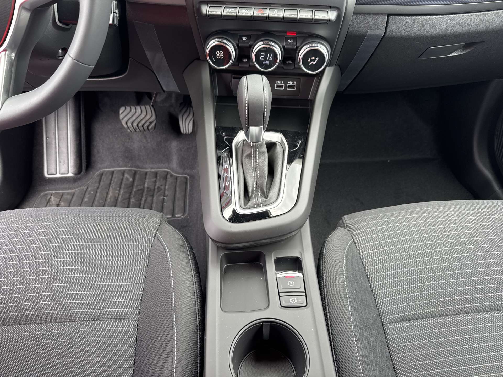 RENAULT Arkana 1.3 TCe MHEV Evolution EDC-Automat-image-10