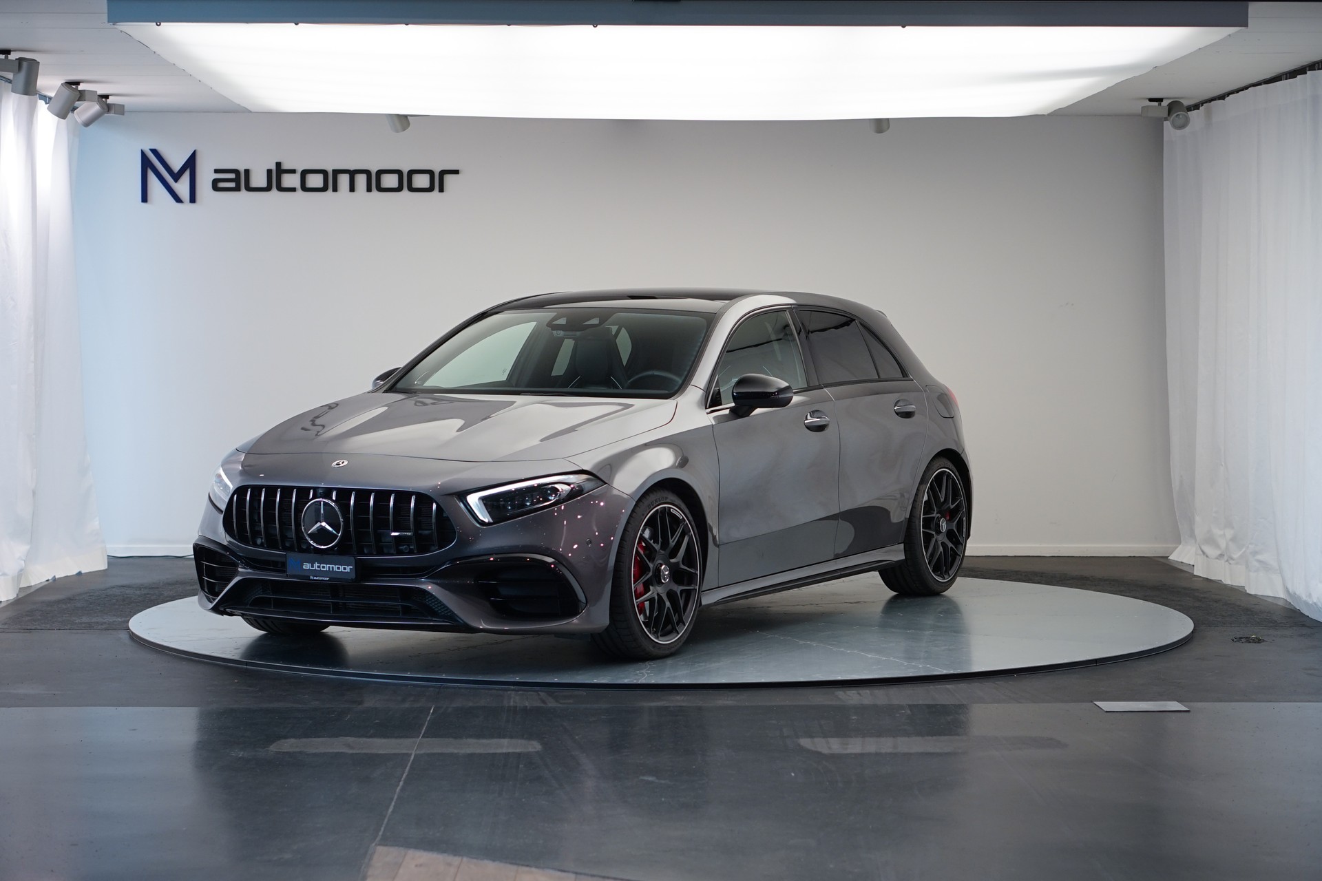 MERCEDES-BENZ A 45 S AMG 4Matic+ Speedshift *CH-Fahrzeug* *Pano* *Performance Sitze*