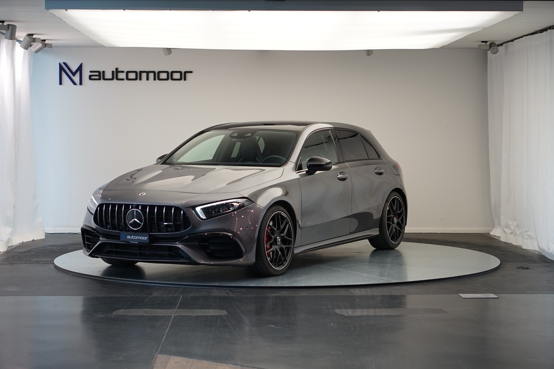 MERCEDES-BENZ A 45 S AMG 4Matic+ Speedshift *CH-Fahrzeug* *Pano* *Performance Sitze*