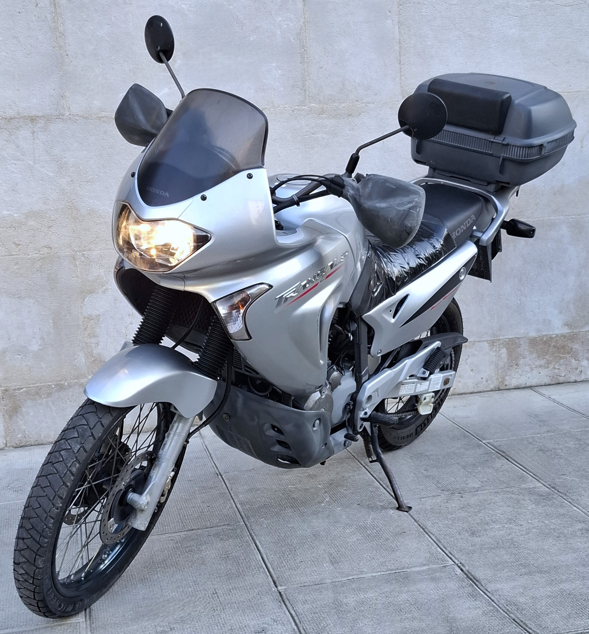 HONDA XL 650 V Transalp-showroom-element-3