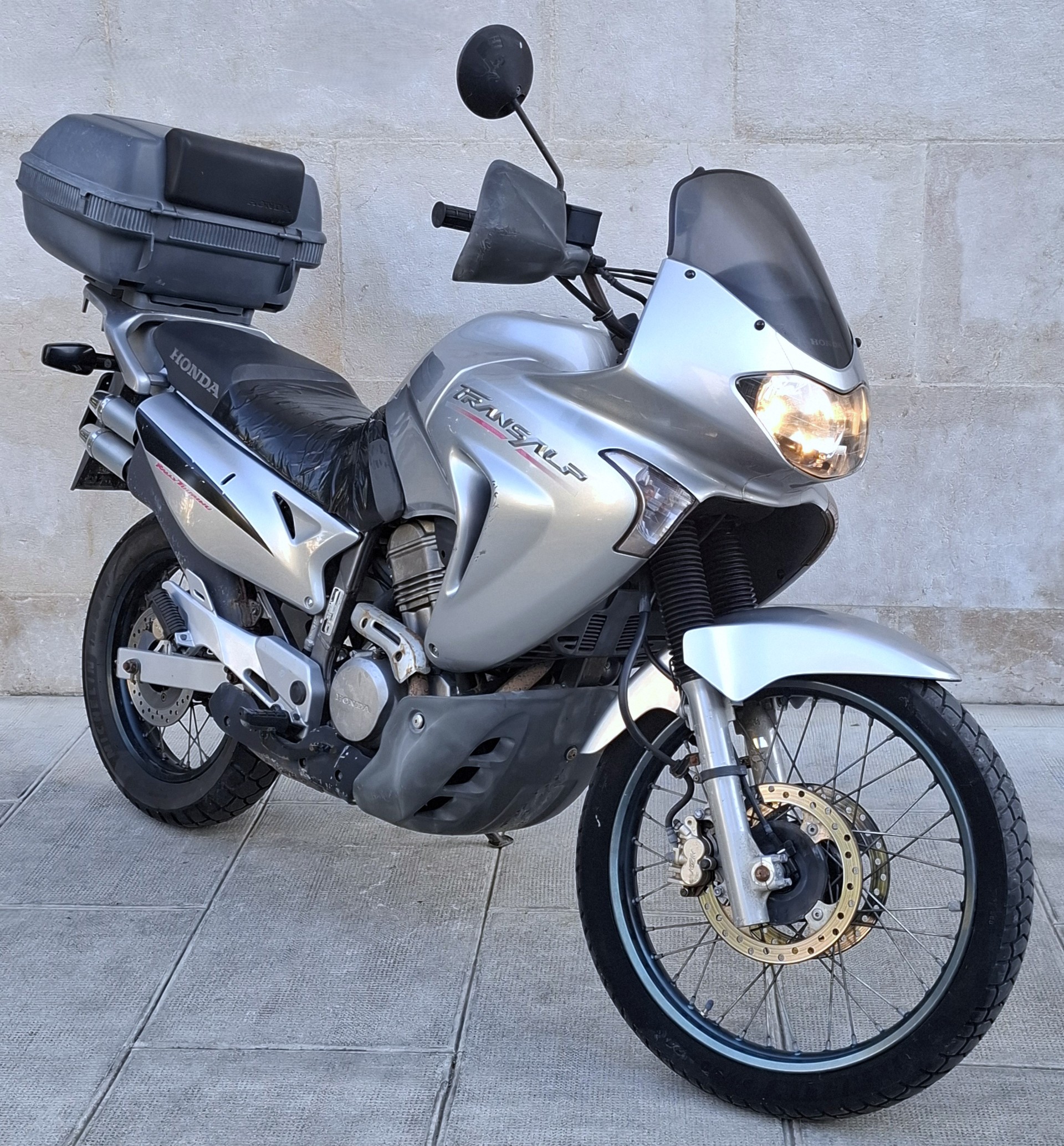 HONDA XL 650 V Transalp-showroom-element-1