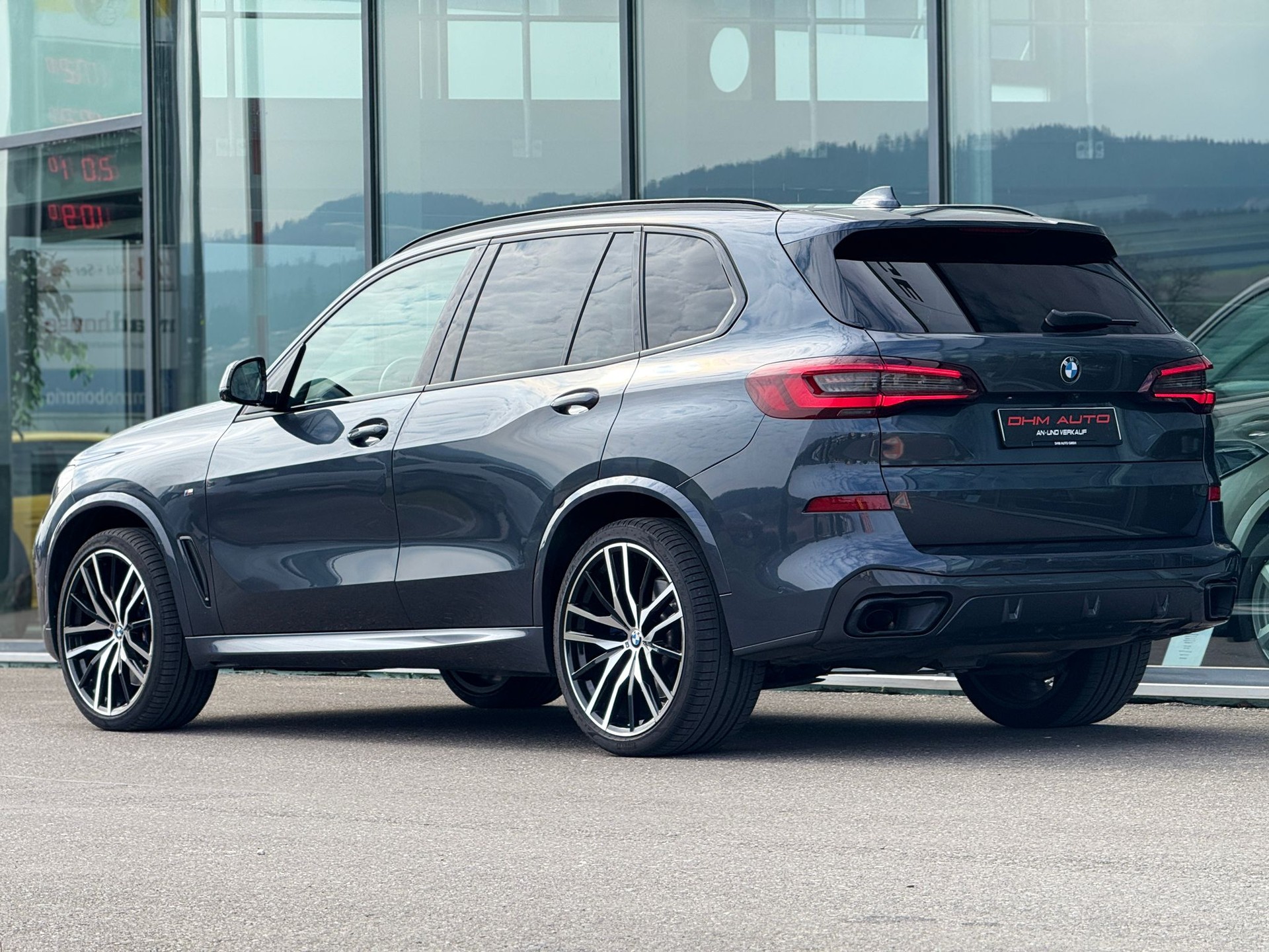 BMW X5 xDrive 40d M Sport Steptronic-image-2